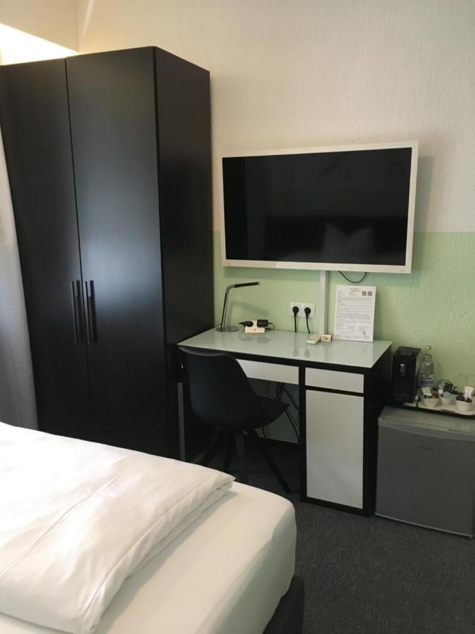 Hotel Augsburg Goldener Falke Oda fotoğraf